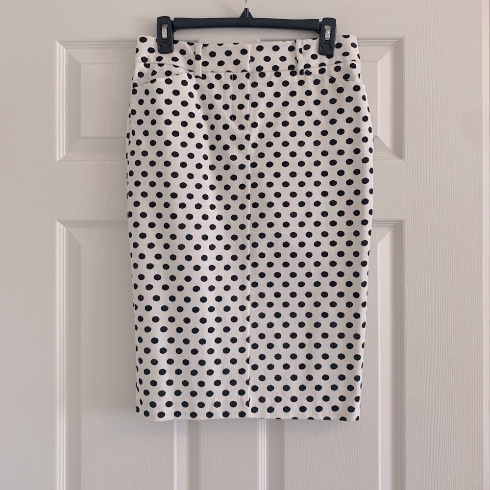 NWT NY & Co Black/White Polkadot Pencil Skirt